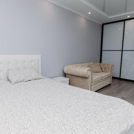 Затишна Квартира Apartman Ternopil Kültér fotó